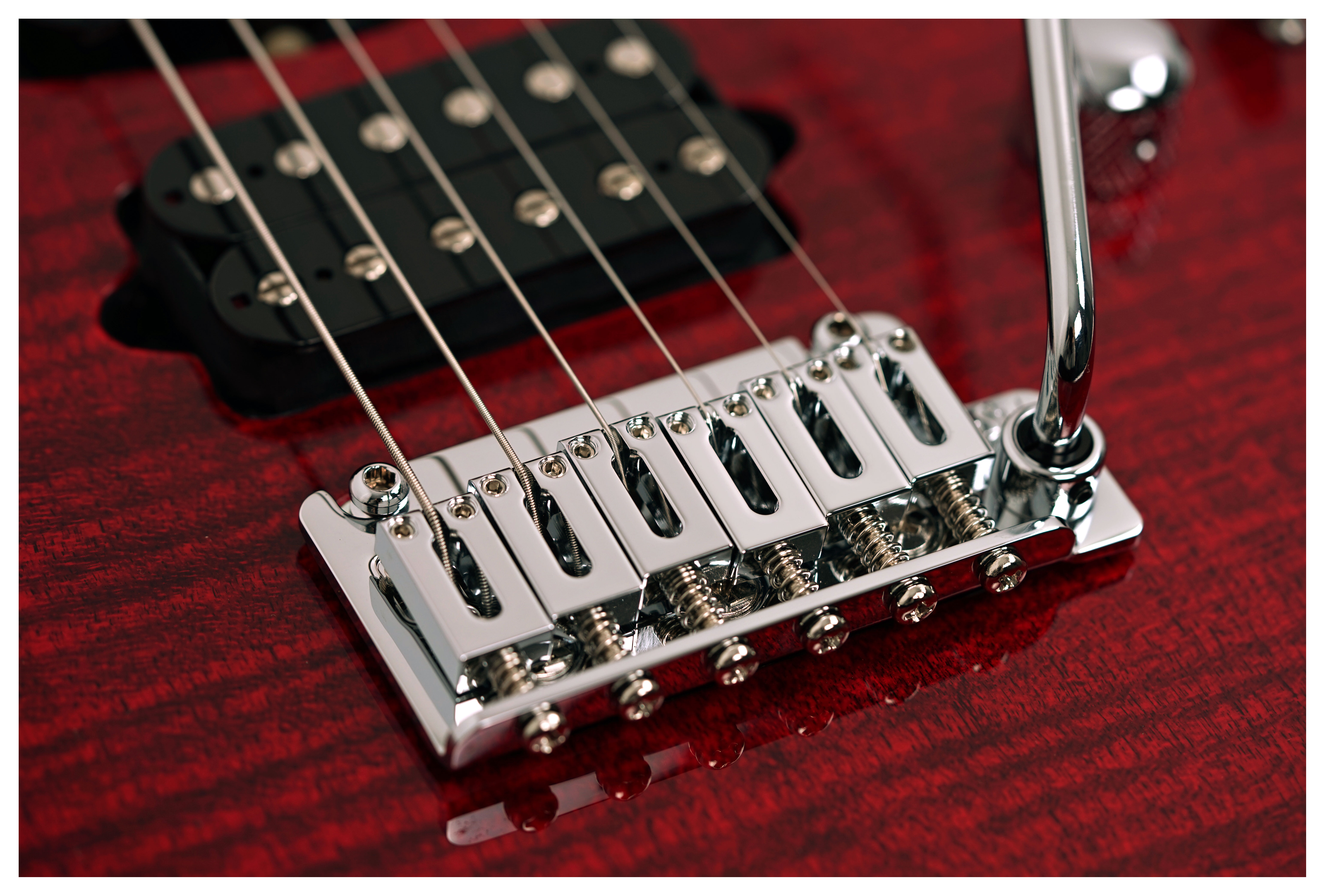 Suhr Modern Plus Chilli Pepper Red Pau Ferro Fingerboard HSH #91385