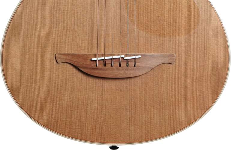 Lowden WL-35 Wee Lowden 12 Fret Red Cedar/Walnut (Ex-Demo) #25506 Lowden WL-35 Wee Lowden 12 Fret Red Cedar/Walnut (Ex-Demo) #25506