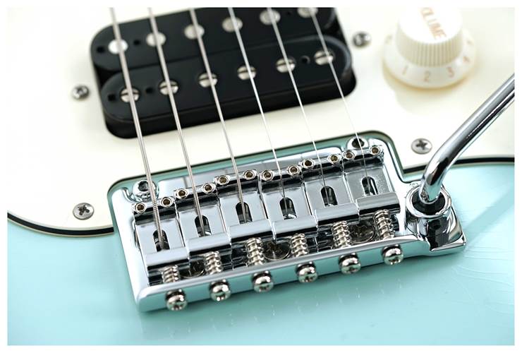 Suhr Classic Antique Sonic Blue HSS Maple Fingerboard SSCII  #78503 Suhr Classic Antique Sonic Blue HSS Maple Fingerboard SSCII  #78503