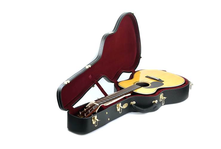 Martin Signature Series 000-28EC Eric Clapton Left Handed Martin Signature Series 000-28EC Eric Clapton Left Handed