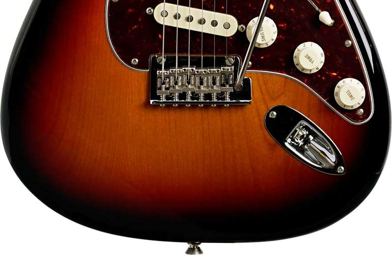 Fender American Professional II Stratocaster 3 Tone Sunburst Rosewood Fingerboard (Ex-Demo) #US210015044 Fender American Professional II Stratocaster 3 Tone Sunburst Rosewood Fingerboard (Ex-Demo) #US210015044