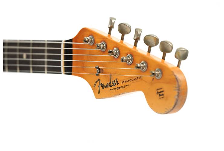 Fender Custom Shop 61 Stratocaster Heavy Relic Black over Desert Sand Rosewood Fingerboard Master Built by Vincent Van Trigt #R139998 Fender Custom Shop 61 Stratocaster Heavy Relic Black over Desert Sand Rosewood Fingerboard Master Built by Vincent Van Trigt #R139998