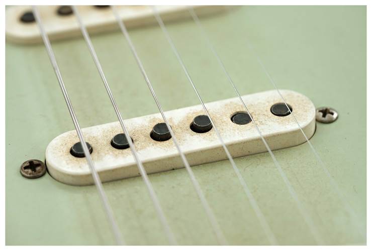 Fender Custom Shop 61 Stratocaster Heavy Relic Charcoal Frost Metallic over Desert Sand Master Built by Dennis Galuszka #R134652 Fender Custom Shop 61 Stratocaster Heavy Relic Charcoal Frost Metallic over Desert Sand Master Built by Dennis Galuszka #R134652