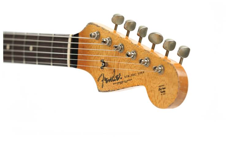 Fender Custom Shop 62 Stratocaster Heavy Relic Caddie Green over 3 Tone Sunburst Rosewood Fingerboard Master Built by Dennis Galuszka #R133969 Fender Custom Shop 62 Stratocaster Heavy Relic Caddie Green over 3 Tone Sunburst Rosewood Fingerboard Master Built by Dennis Galuszka #R133969