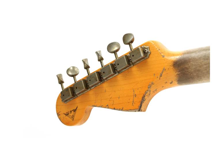 Fender Custom Shop 63 Stratocaster Heavy Relic Bleached 3 Tone Sunburst Rosewood Fingerboard Master Built by Austin MacNutt #R140044 Fender Custom Shop 63 Stratocaster Heavy Relic Bleached 3 Tone Sunburst Rosewood Fingerboard Master Built by Austin MacNutt #R140044