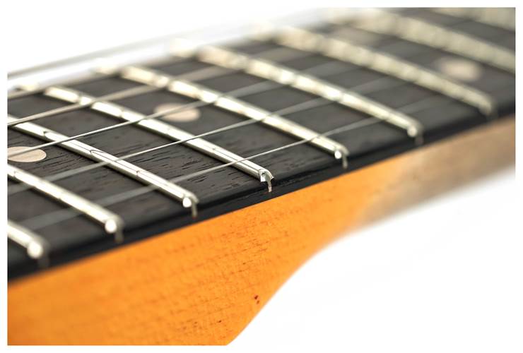 Fender Custom Shop 63 Stratocaster Heavy Relic Bleached 3 Tone Sunburst Rosewood Fingerboard Master Built by Austin MacNutt #R140044 Fender Custom Shop 63 Stratocaster Heavy Relic Bleached 3 Tone Sunburst Rosewood Fingerboard Master Built by Austin MacNutt #R140044