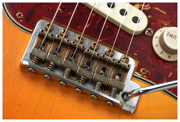 Fender Custom Shop 63 Stratocaster Heavy Relic Bleached 3 Tone Sunburst Rosewood Fingerboard Master Built by Austin MacNutt #R140044 Fender Custom Shop 63 Stratocaster Heavy Relic Bleached 3 Tone Sunburst Rosewood Fingerboard Master Built by Austin MacNutt #R140044