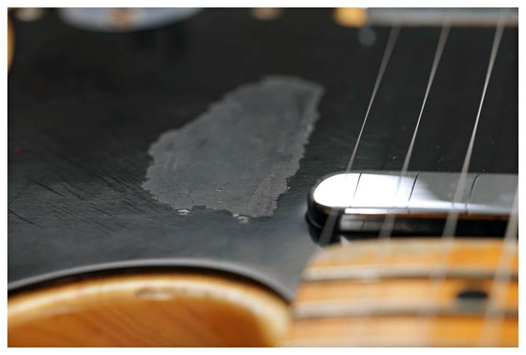 Fender Custom Shop 52 Telecaster Heavy Relic Aged Natural Maple Fingerboard Master Built by Ron Thorn #R124045 Fender Custom Shop 52 Telecaster Heavy Relic Aged Natural Maple Fingerboard Master Built by Ron Thorn #R124045
