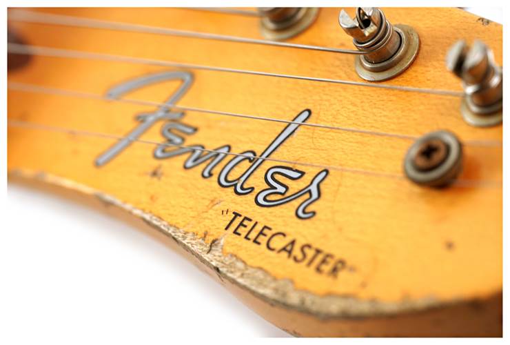 Fender Custom Shop 52 Telecaster Heavy Relic Aged Natural Maple Fingerboard Master Built by Ron Thorn #R124045 Fender Custom Shop 52 Telecaster Heavy Relic Aged Natural Maple Fingerboard Master Built by Ron Thorn #R124045