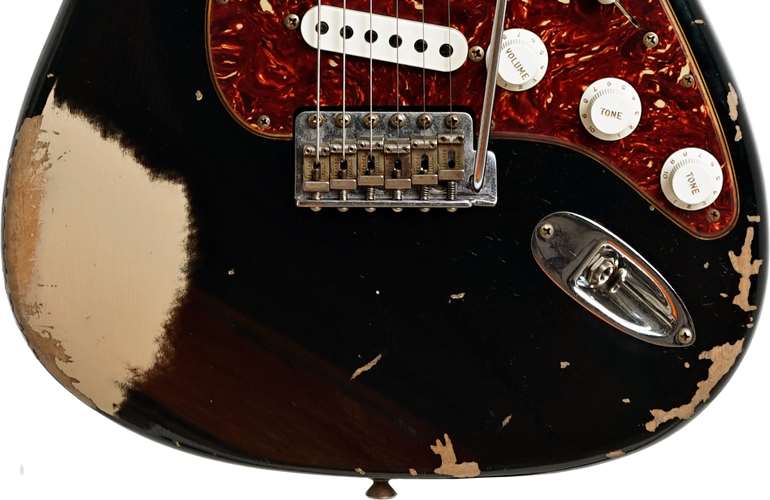 Fender Custom Shop 1961 Stratocaster Heavy Relic Black over Desert Sand #R110080 Fender Custom Shop 1961 Stratocaster Heavy Relic Black over Desert Sand #R110080