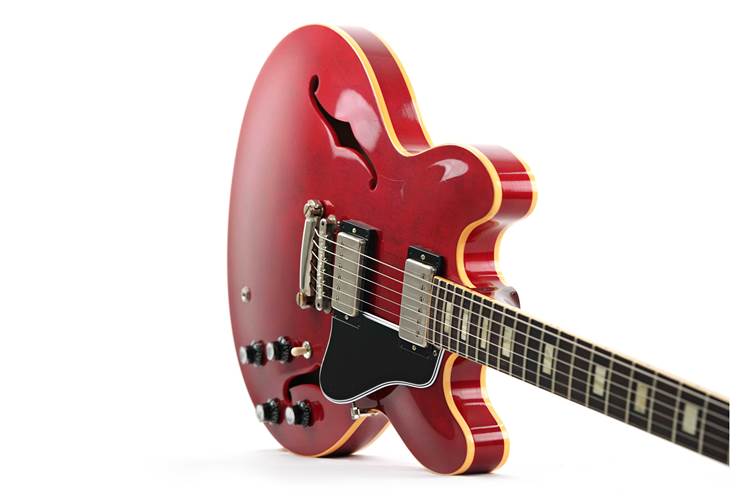 Gibson Custom Shop Murphy Lab 1964 ES-335 Reissue Ultra Light Aged 60's Cherry #140857 Gibson Custom Shop Murphy Lab 1964 ES-335 Reissue Ultra Light Aged 60's Cherry #140857
