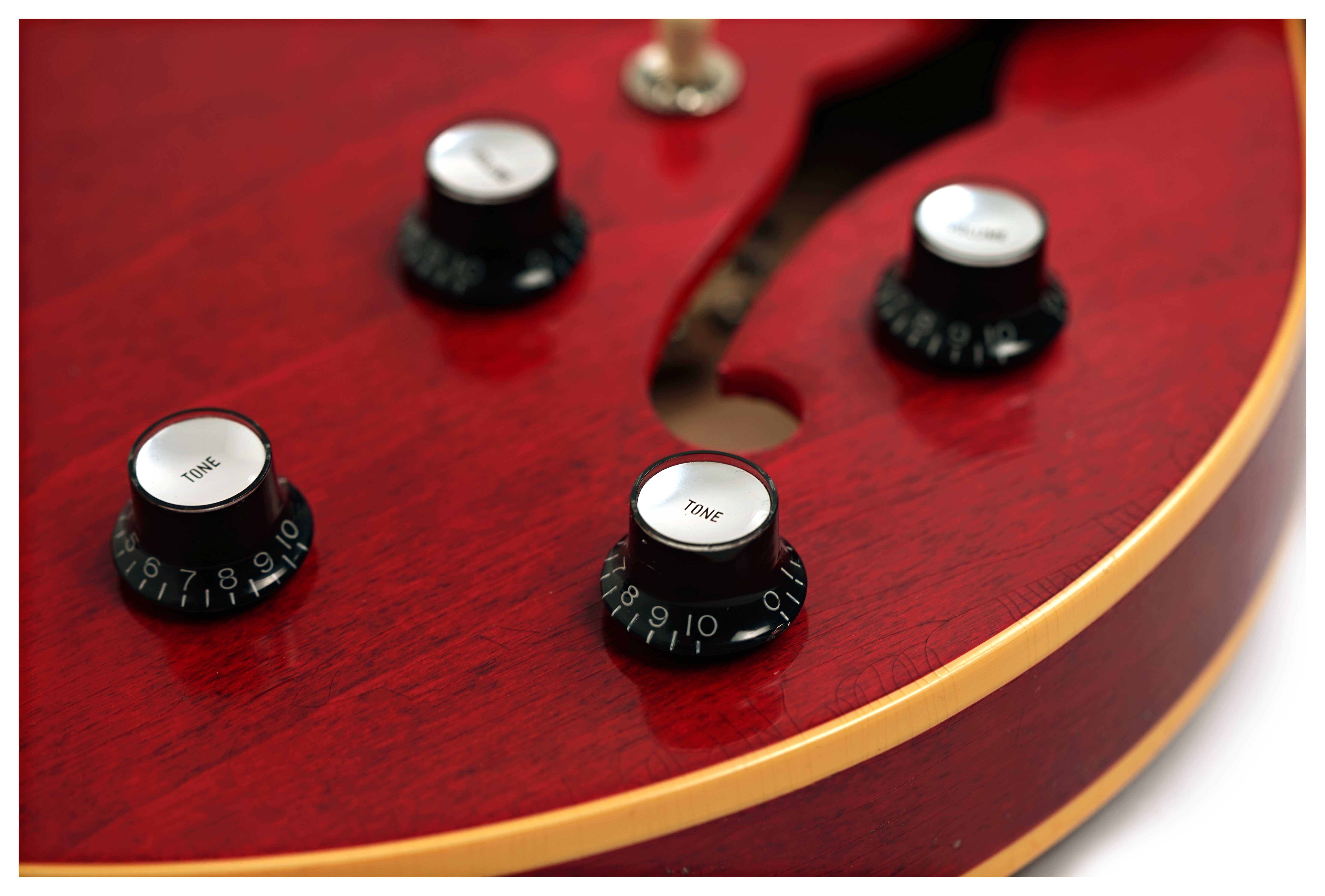 Gibson Custom Shop Murphy Lab 1964 ES-335 Reissue Ultra Light Aged 60s Cherry #120494