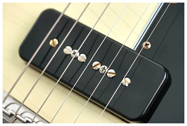 Gibson Custom Shop Murphy Lab 1963 SG Special Lightning Bar Ultra Light Aged Classic White #407503 Gibson Custom Shop Murphy Lab 1963 SG Special Lightning Bar Ultra Light Aged Classic White #407503