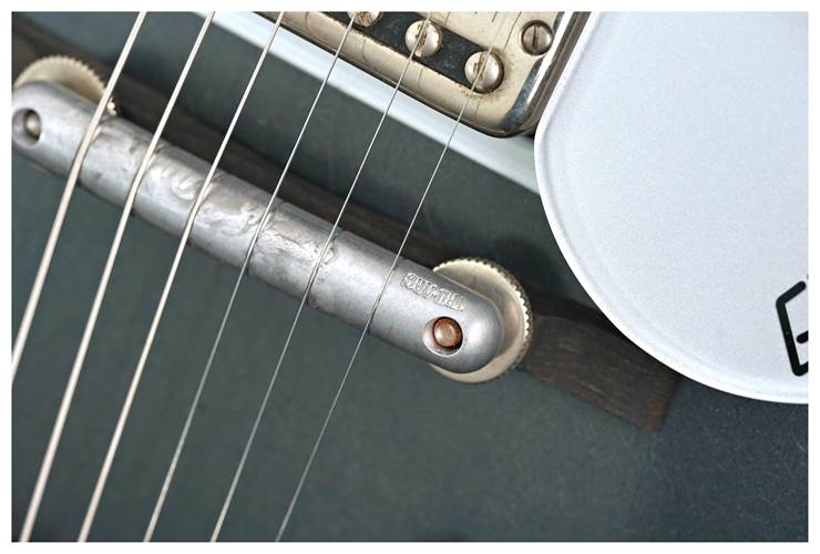 Gretsch Custom Shop G6218T-59 1959 Duo Jet Charcoal Frost Metallic Relic #UC25033868 Gretsch Custom Shop G6218T-59 1959 Duo Jet Charcoal Frost Metallic Relic #UC25033868