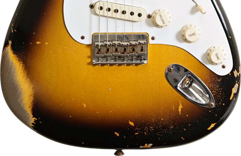 Fender Custom Shop Limited Edition Troposphere Stratocaster Hardtail Heavy Relic Super Faded Aged 2 Colour Sunburst #CZ551682 Fender Custom Shop Limited Edition Troposphere Stratocaster Hardtail Heavy Relic Super Faded Aged 2 Colour Sunburst #CZ551682