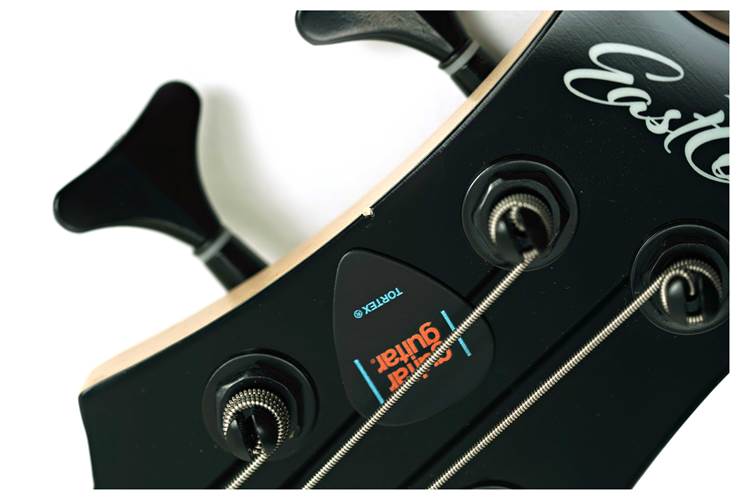 EastCoast MB4-BK Bass Black Rosewood Fingerboard (Ex-Demo) #LDC050925 EastCoast MB4-BK Bass Black Rosewood Fingerboard (Ex-Demo) #LDC050925