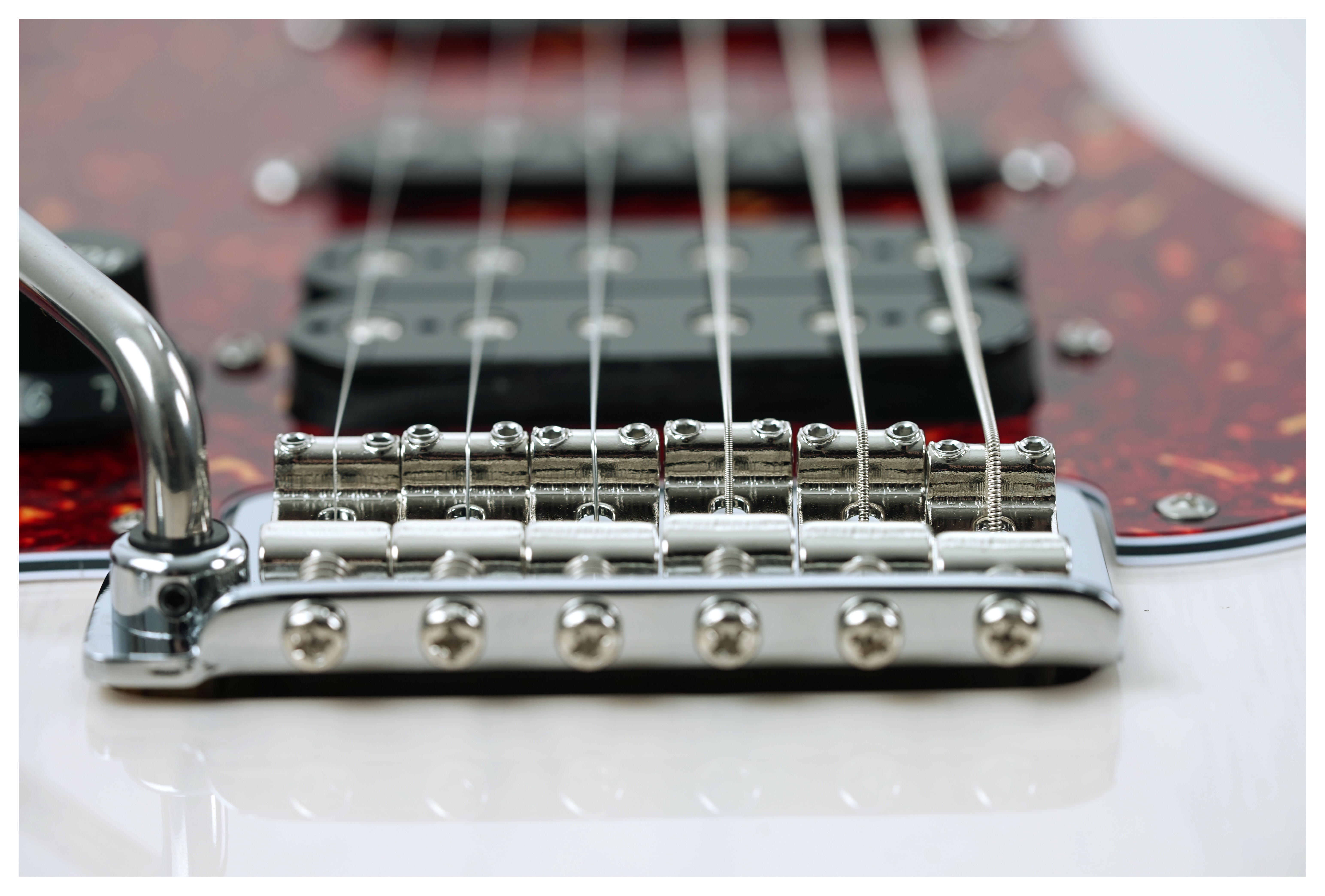 Suhr Limited Edition Classic S Paulownia HSS Trans White 3A Roasted Birdseye Neck & Fingerboard Left Handed