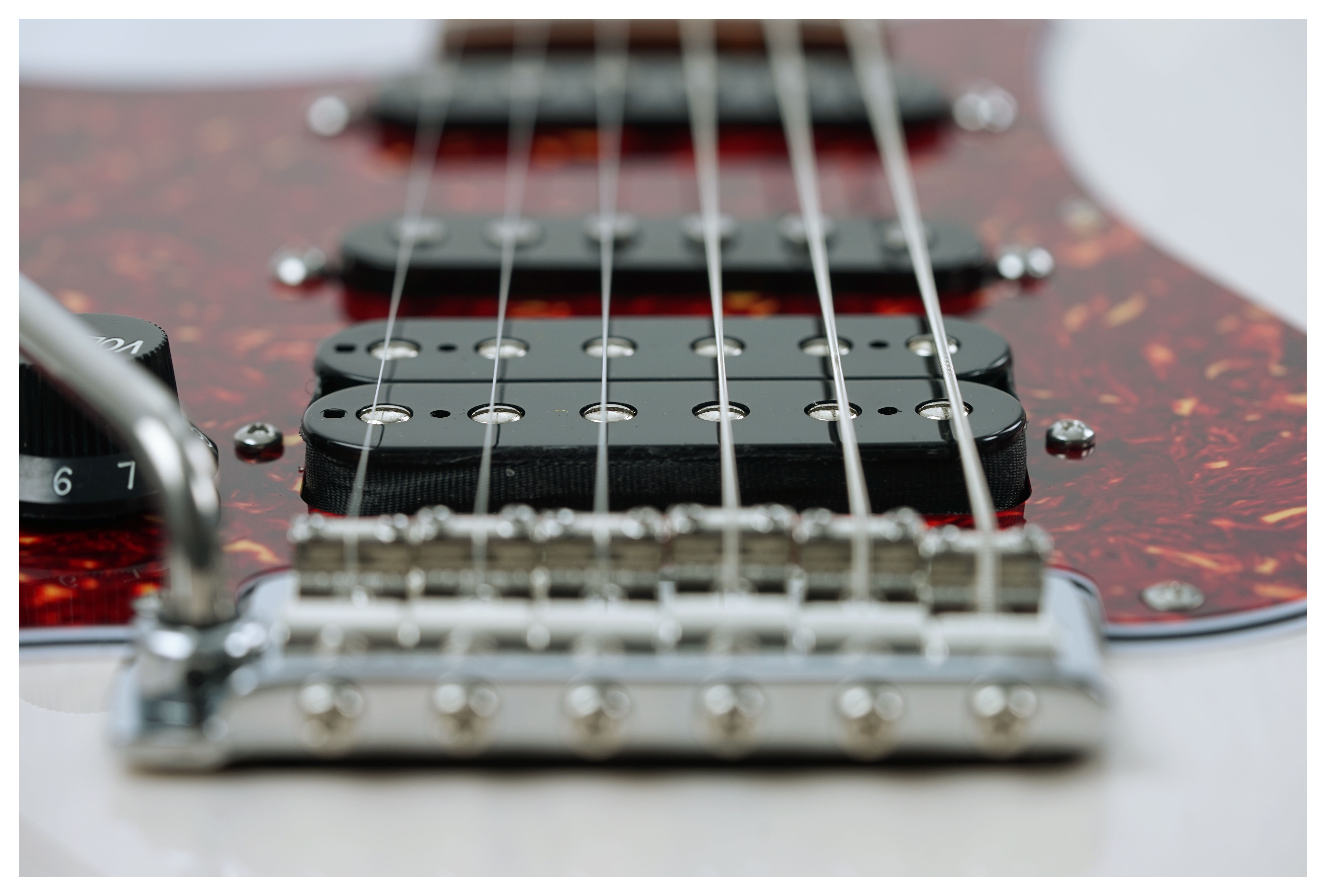 Suhr Limited Edition Classic S Paulownia HSS Trans White 3A Roasted Birdseye Neck & Fingerboard Left Handed