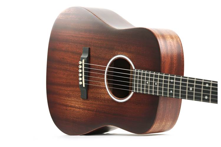 Martin DJR-10E Streetmaster Dreadnought Junior  Martin DJR-10E Streetmaster Dreadnought Junior