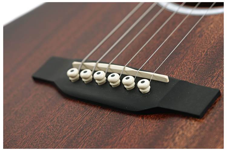 Martin DJR-10E Streetmaster Dreadnought Junior  Martin DJR-10E Streetmaster Dreadnought Junior