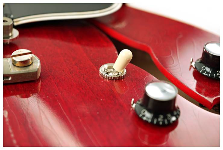 Gibson Custom Shop 1961 ES-335 Reissue Heavy Aged 60s Cherry #121056 Gibson Custom Shop 1961 ES-335 Reissue Heavy Aged 60s Cherry #121056