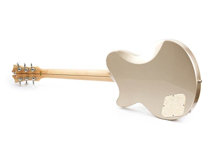 D'Angelico Deluxe Atlantic Desert Gold (Nearly New) #W2300696 D'Angelico Deluxe Atlantic Desert Gold (Nearly New) #W2300696
