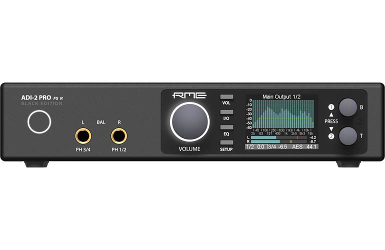 RME ADI-2 Pro FS R Black Edition