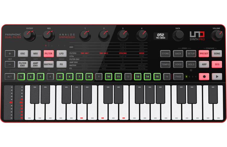 IK Multimedia UNO Synth Pro Desktop