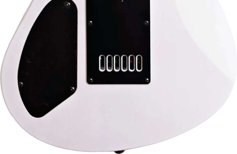 Balaguer Standard Series Diablo Satin White Flame Evertune Balaguer Standard Series Diablo Satin White Flame Evertune