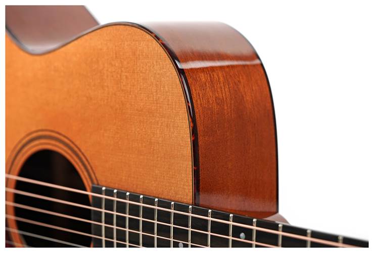 Atkin Essential OM Aged Finish #3784 Atkin Essential OM Aged Finish #3784