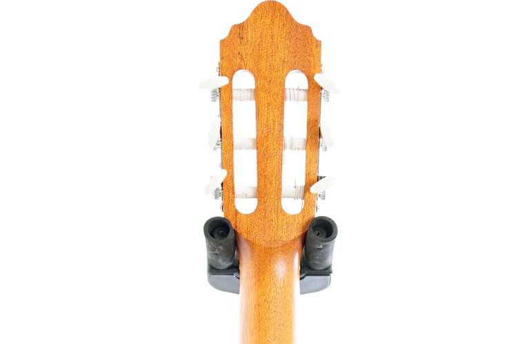 EastCoast C1SE-44 Full Size Classical Solid Top With Pickup Satin Natural EastCoast C1SE-44 Full Size Classical Solid Top With Pickup Satin Natural