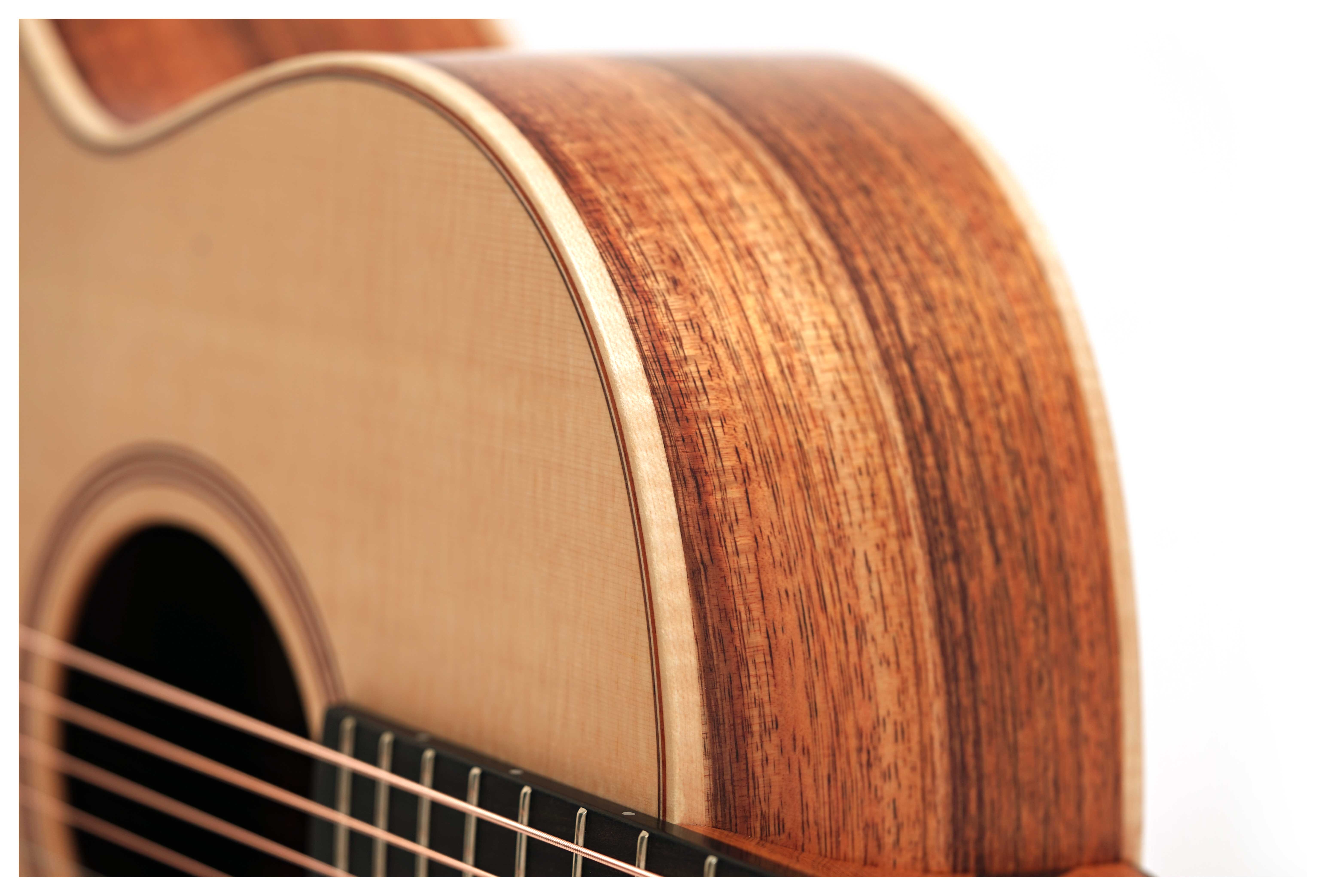 Lowden F34 Sitka Spruce/Koa  #28432