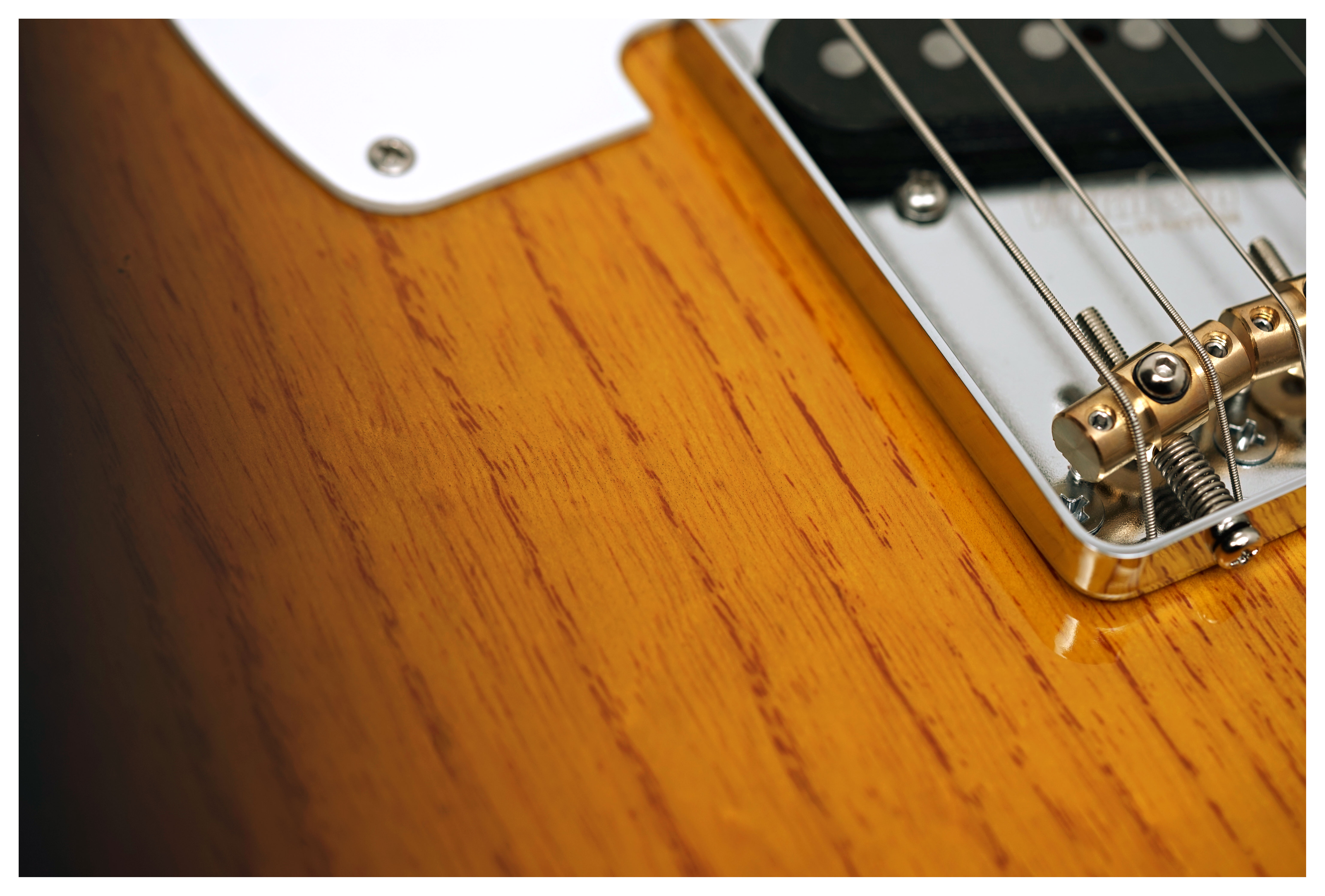 Suhr Classic T 2 Tone Tobacco Burst Swamp Ash Maple Fingerboard #85694