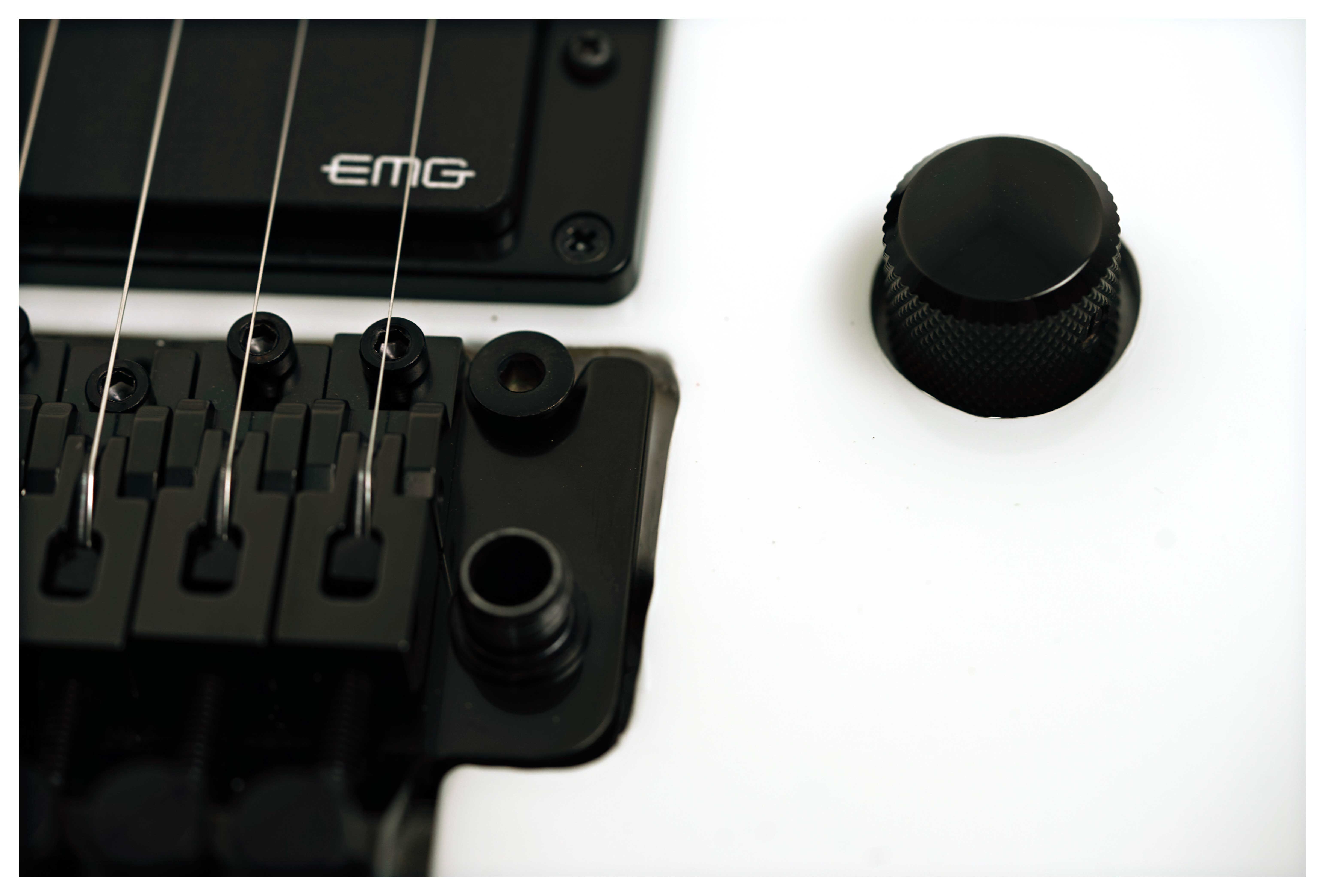 ESP E-II Arrow Snow White (Ex-Demo) #ES9223253