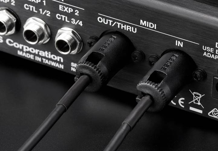 BOSS 1ft MIDI Cable With Adjustable Cable Angle BOSS 1ft MIDI Cable With Adjustable Cable Angle