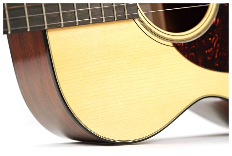 Martin Custom Shop OM Adirondack Spruce/Sinker Mahogany Left Handed #M2567635 Martin Custom Shop OM Adirondack Spruce/Sinker Mahogany Left Handed #M2567635
