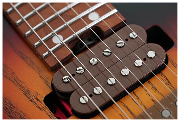 Charvel Guthrie Govan Signature MJ San Dimas SD24 CM 3 Tone Sunburst Made in Japan #JFC2300340 Charvel Guthrie Govan Signature MJ San Dimas SD24 CM 3 Tone Sunburst Made in Japan #JFC2300340