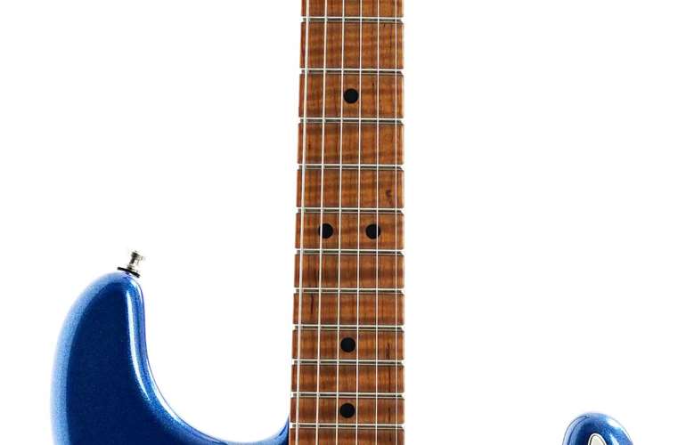 Fender Custom Shop Elite Stratocaster Cobra Blue NOS With Mid Boost and AA Flame Roasted Maple Fingerboard #XN14885 Fender Custom Shop Elite Stratocaster Cobra Blue NOS With Mid Boost and AA Flame Roasted Maple Fingerboard #XN14885