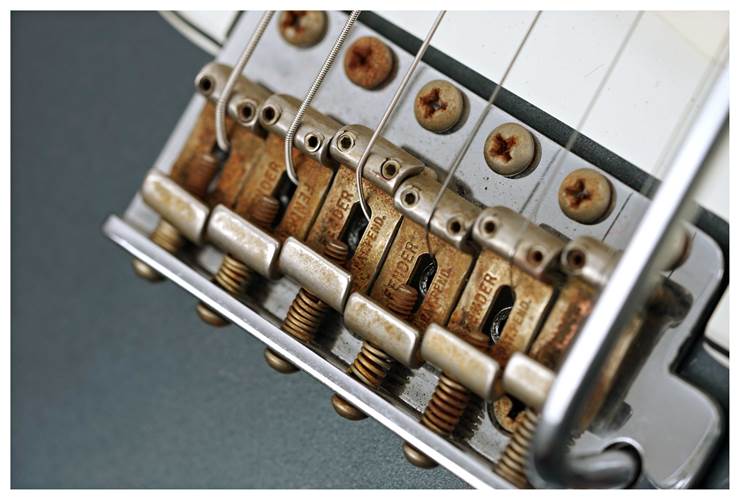 Fender Custom Shop Limited Edition 1969 Stratocaster Journeyman Relic Aged Charcoal Frosted Metallic #CZ558818 Fender Custom Shop Limited Edition 1969 Stratocaster Journeyman Relic Aged Charcoal Frosted Metallic #CZ558818