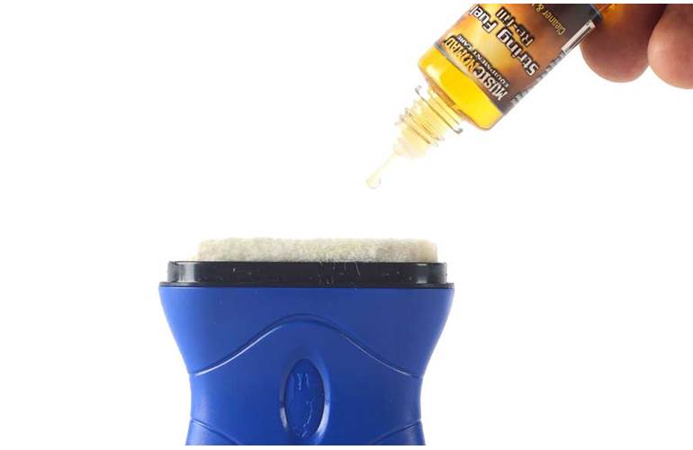MusicNomad String Fuel - Refill (Fills Two Completely Dry String Fuels) MusicNomad String Fuel - Refill (Fills Two Completely Dry String Fuels)