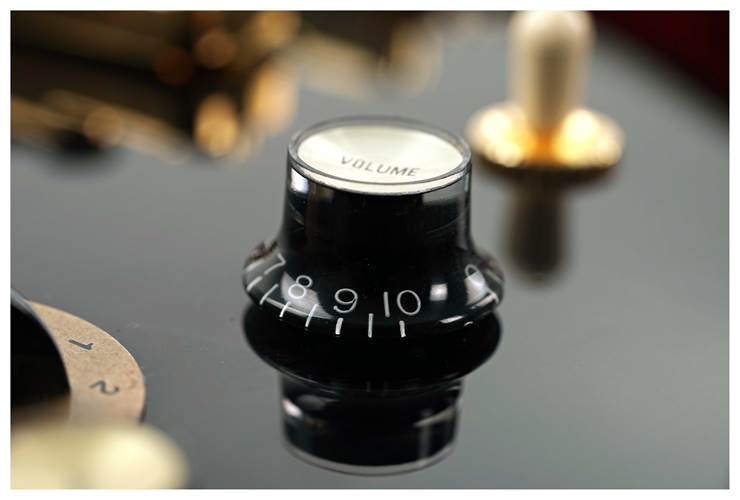 Gibson Custom Shop B.B. King Lucille Legacy Transparent Ebony #CS302970 Gibson Custom Shop B.B. King Lucille Legacy Transparent Ebony #CS302970