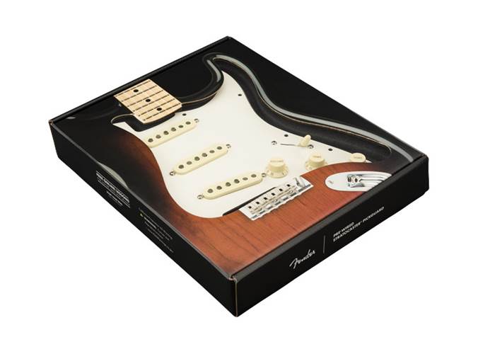 Fender Pre-Wired Stratocaster Pickguard Custom Shop Custom '69 SSS Parchment 11 Hole Fender Pre-Wired Stratocaster Pickguard Custom Shop Custom '69 SSS Parchment 11 Hole