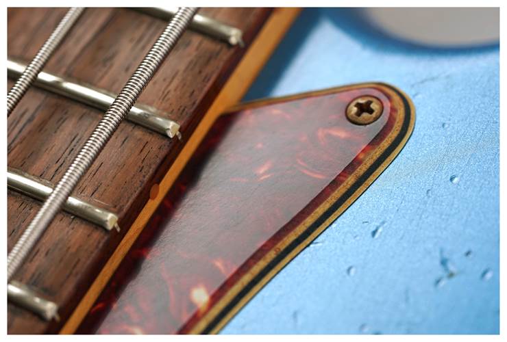 Fender Custom Shop 1961 Jazz Bass Heavy Relic Aged Lake Placid Blue Left Handed #R121683 Fender Custom Shop 1961 Jazz Bass Heavy Relic Aged Lake Placid Blue Left Handed #R121683