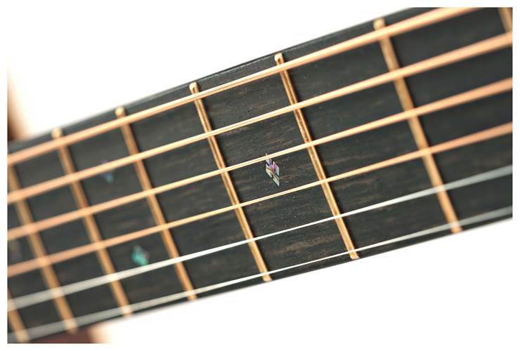 Martin D28E Modern Deluxe Martin D28E Modern Deluxe