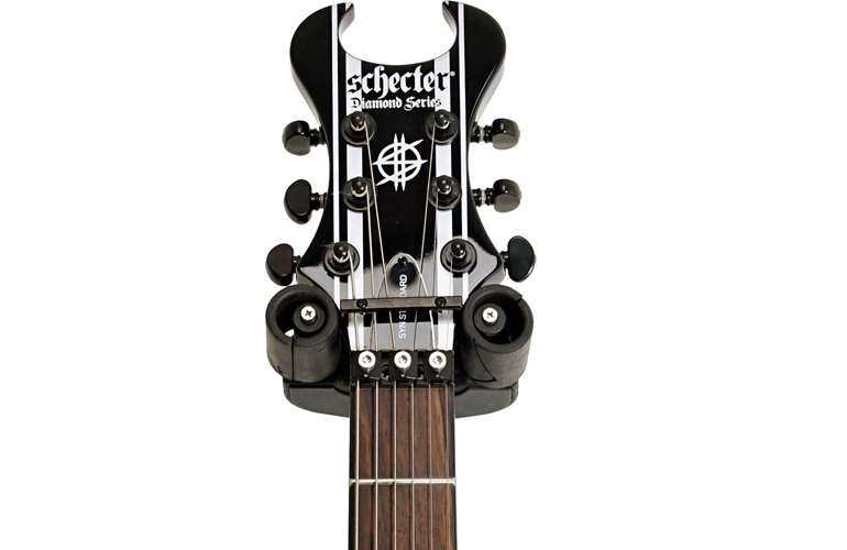 Schecter Synyster Gates Standard Black with Silver Pinstripes Schecter Synyster Gates Standard Black with Silver Pinstripes