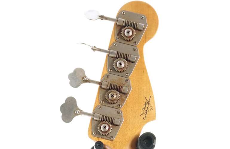 Fender Custom Shop 1962 Jazz Bass Relic Aged Black Rosewood Fingerboard Left Handed #CZ574122 Fender Custom Shop 1962 Jazz Bass Relic Aged Black Rosewood Fingerboard Left Handed #CZ574122