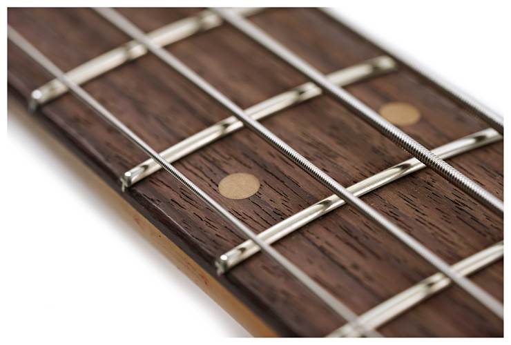 Fender Custom Shop 1963 Precision Bass Journeyman Relic Aged Olympic White Rosewood Fingerboard Left Handed #CZ574749 Fender Custom Shop 1963 Precision Bass Journeyman Relic Aged Olympic White Rosewood Fingerboard Left Handed #CZ574749