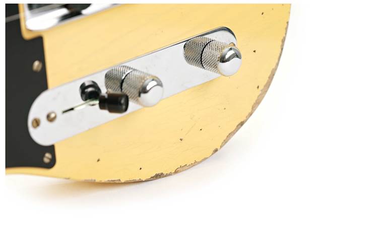 Fender Custom Shop 1952 Telecaster Heavy Relic Aged Nocaster Blonde Maple Fingerboard Left Handed #R131701 Fender Custom Shop 1952 Telecaster Heavy Relic Aged Nocaster Blonde Maple Fingerboard Left Handed #R131701