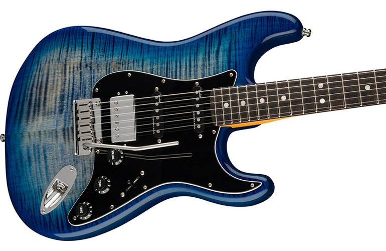 Fender FSR American Ultra Stratocaster HSS Denim Burst Ebony Fingerboard Fender FSR American Ultra Stratocaster HSS Denim Burst Ebony Fingerboard