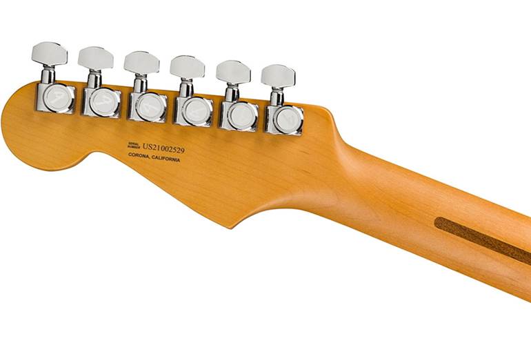 Fender FSR American Ultra Stratocaster HSS Denim Burst Ebony Fingerboard Fender FSR American Ultra Stratocaster HSS Denim Burst Ebony Fingerboard
